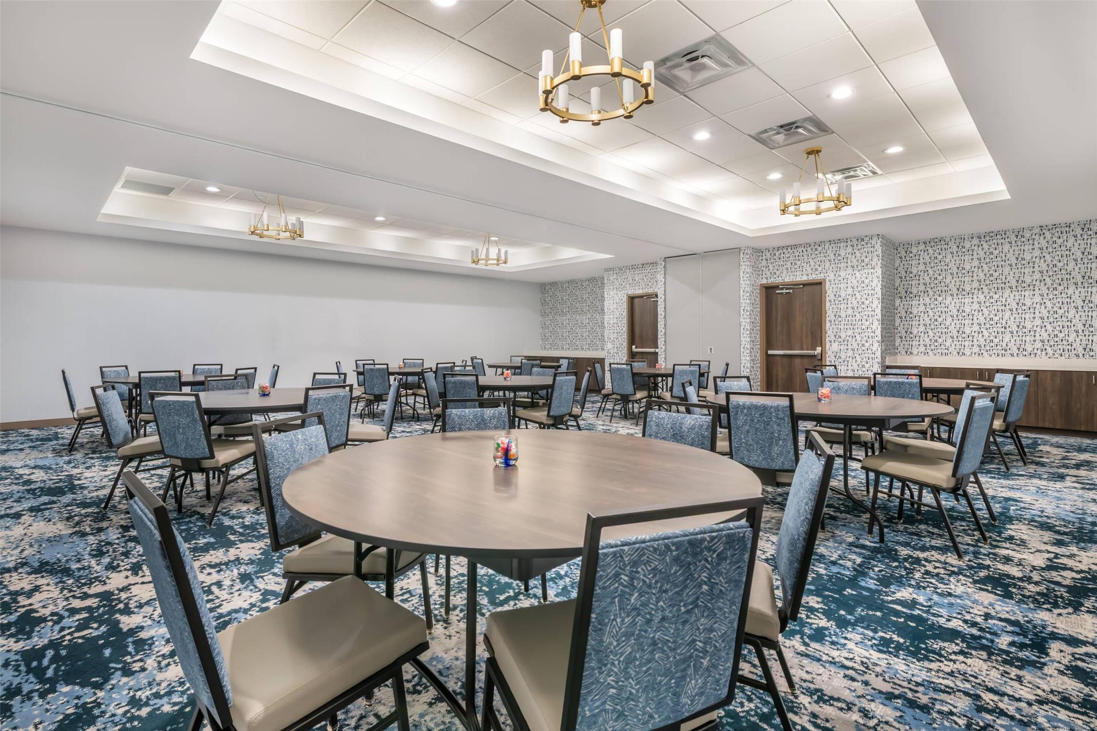 Cambria Hotel Tampa-Brandon FL 20/25