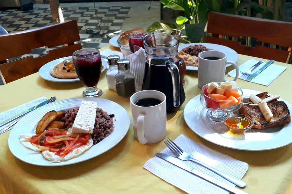 Hotel La Polvora 58/70