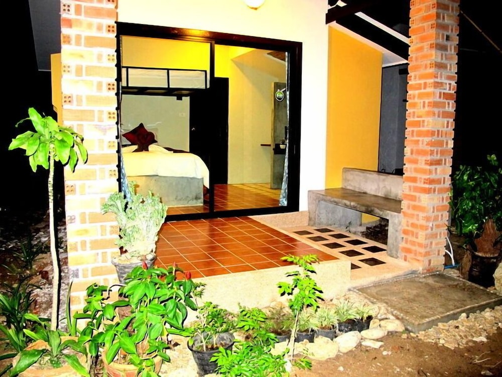 Coco Lanta Eco Resort 9/34