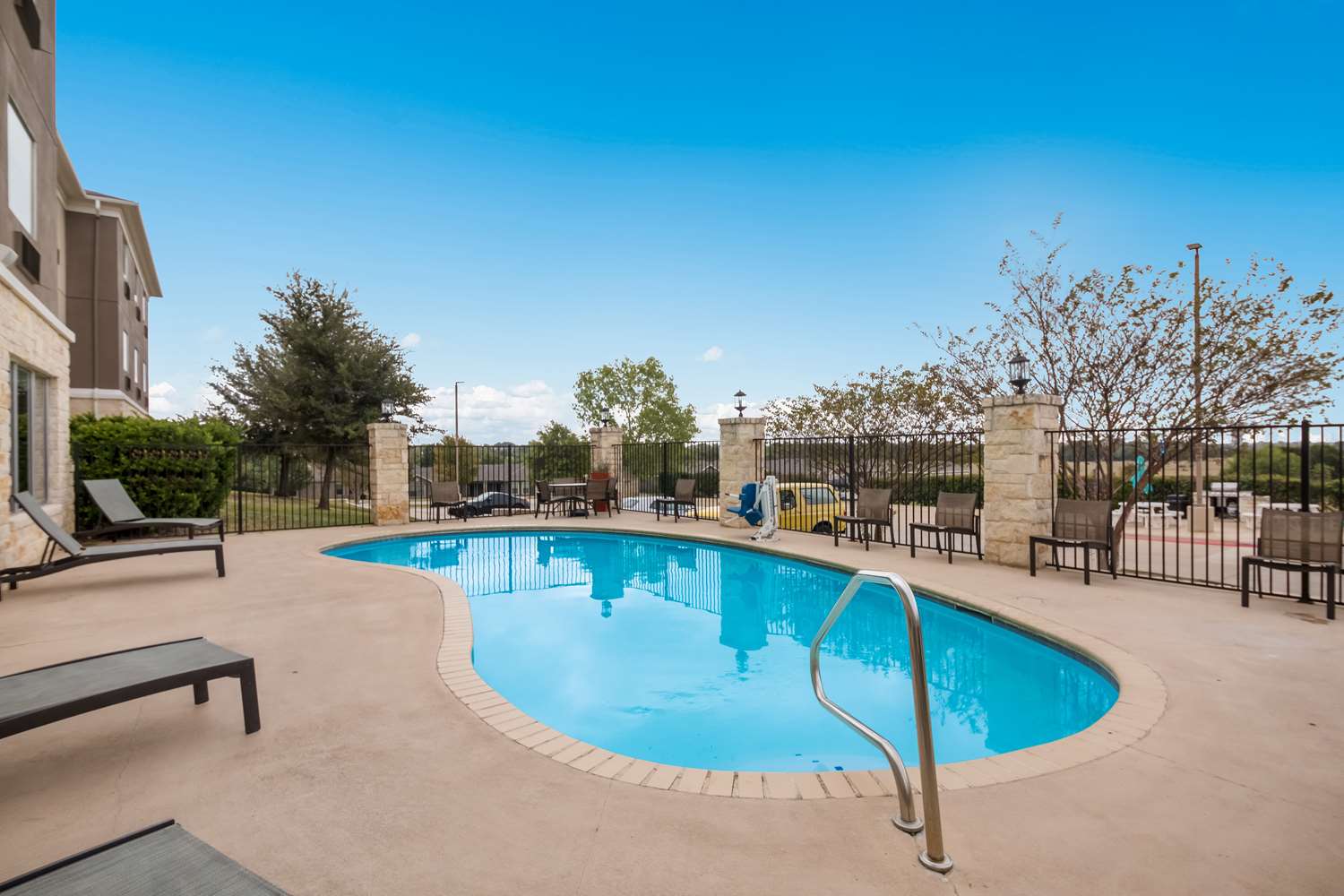 Best Western Plus Killeen/Fort Hood Hotel & Suites 26/27