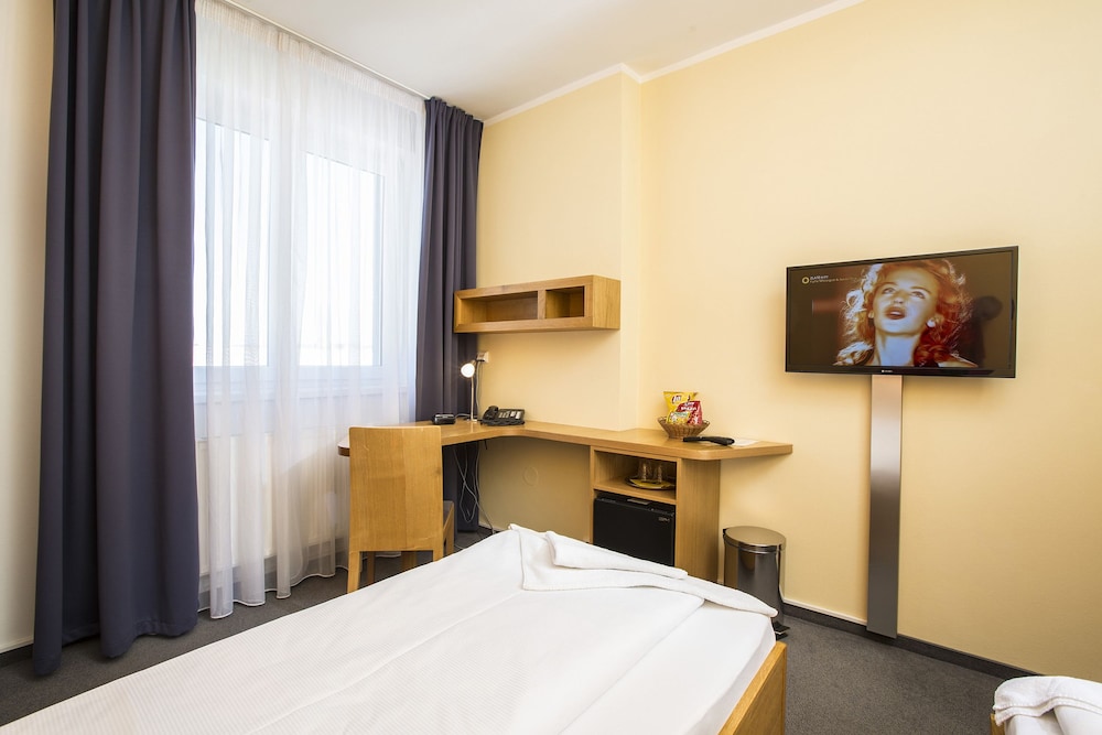 BEST WESTERN Hotel Trend 12/42