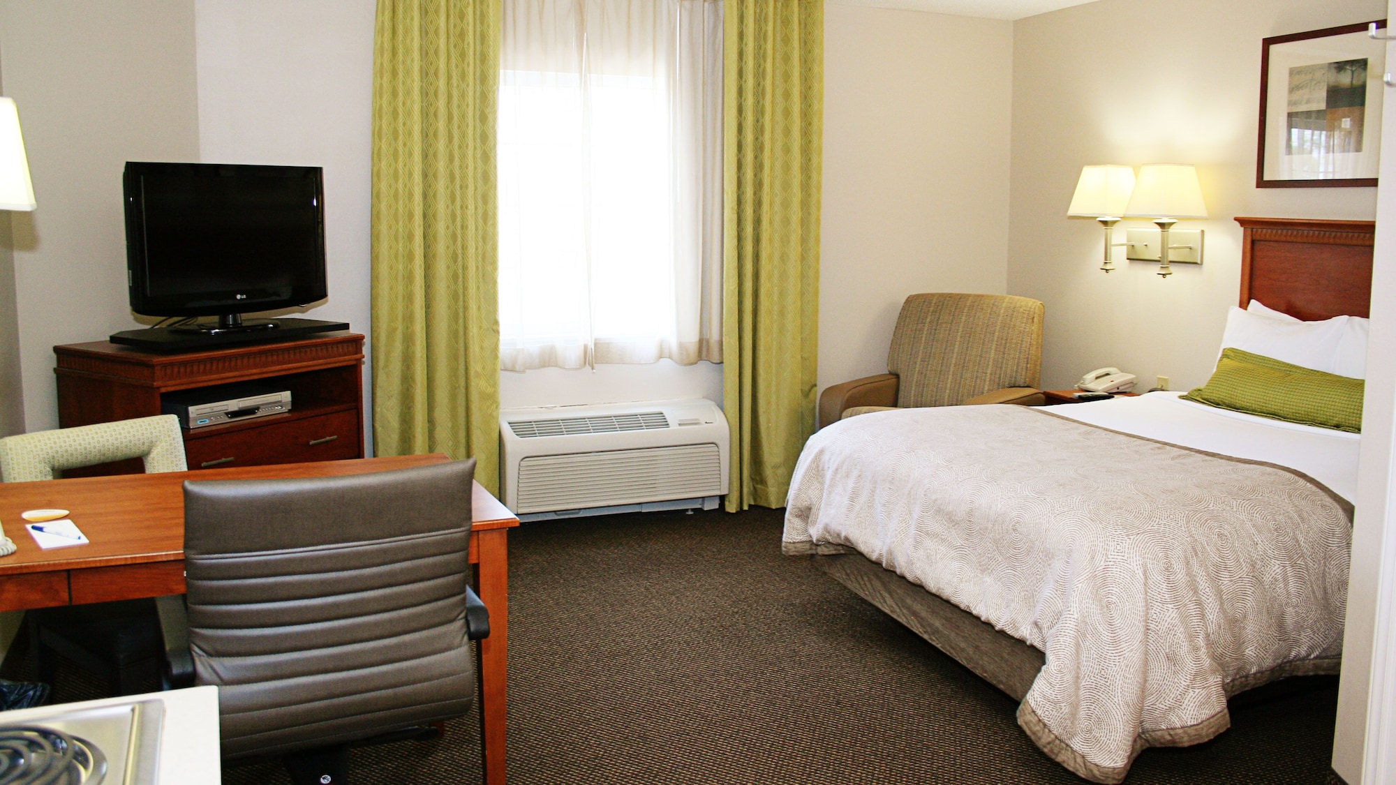 1 Bedroom Communications Accessibility