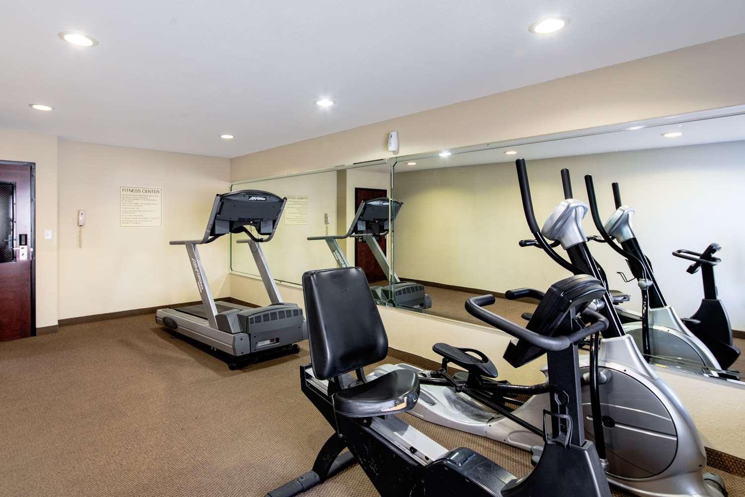 Sleep Inn & Suites Near Fort Cavazos 8/16
