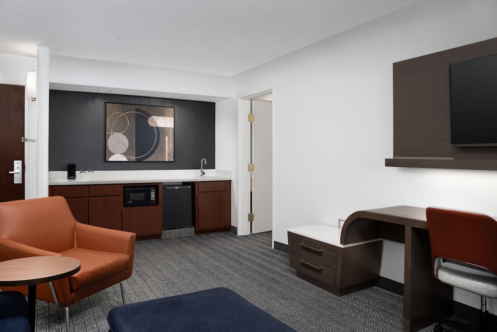 Courtyard By Marriott Lakeland 29/50