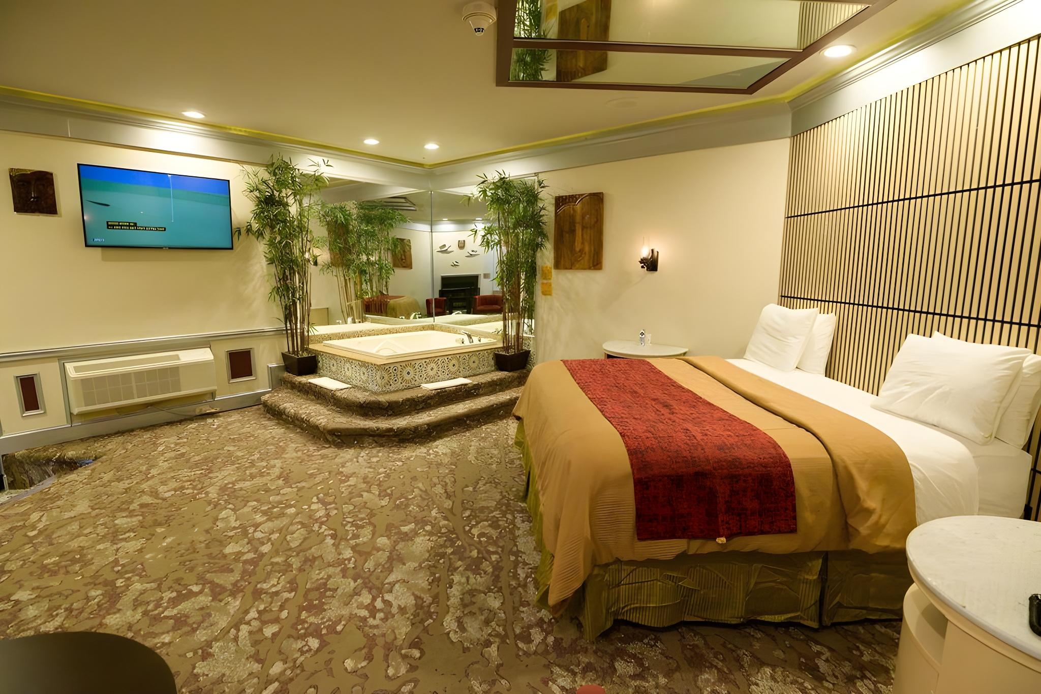 Theme, Romantic, Blue, Suite, Jetted Tub