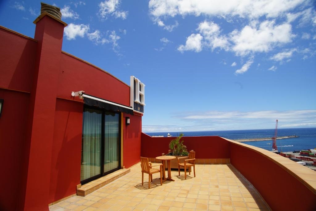Galeon Hotel 36/41