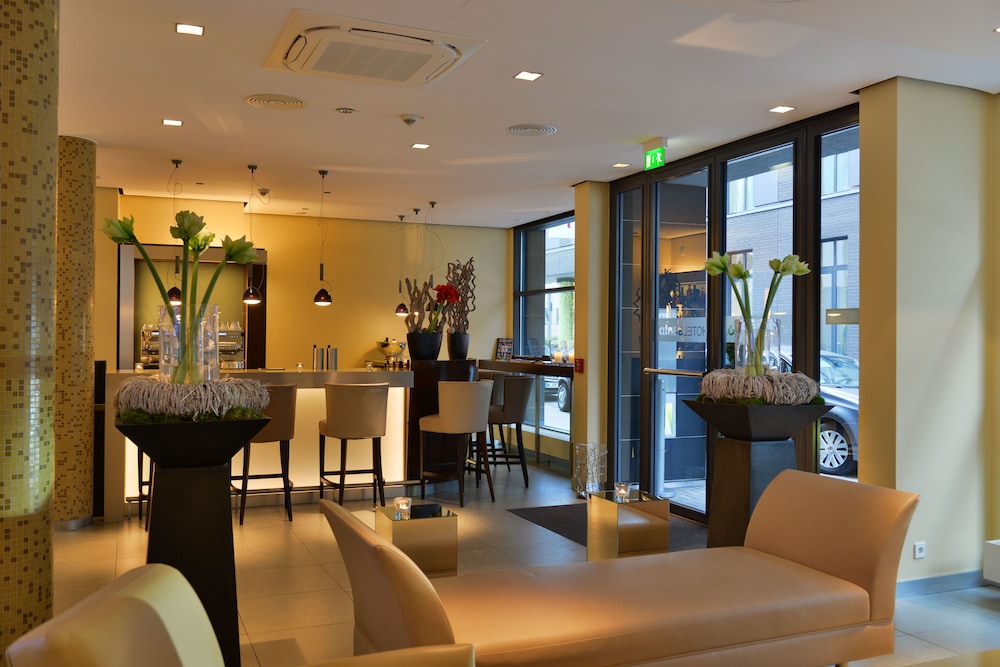 Hotel Santo 42/48