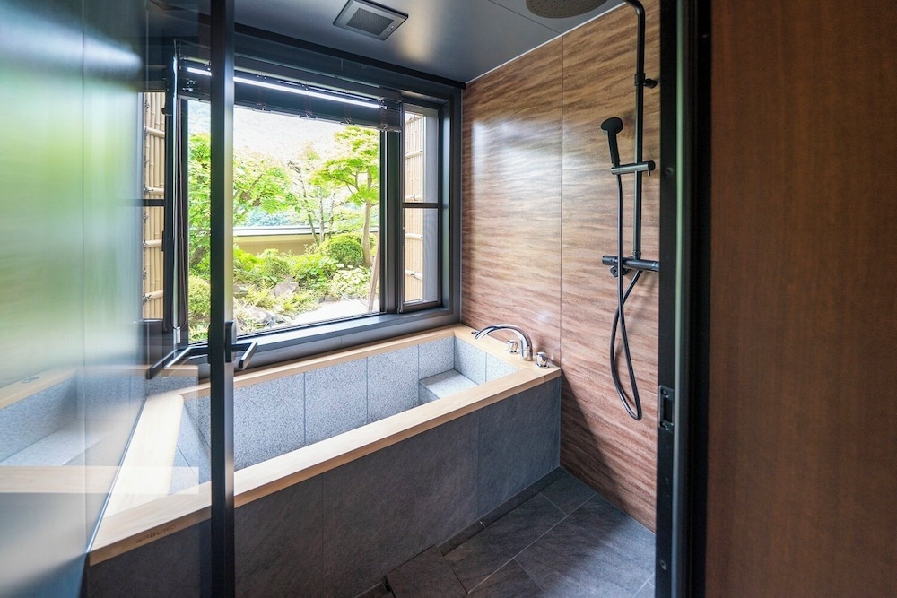 Kotohira Onsen Kotosankaku 64/64