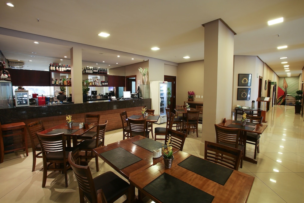 PAIAGUAS PALACE HOTEL 58/67