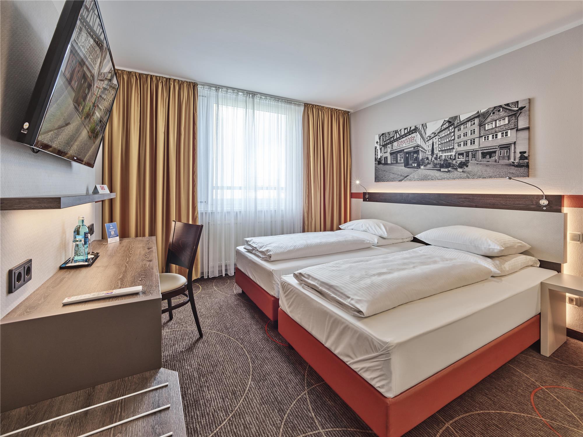Executive, Quintuple, Twin Beds, River View