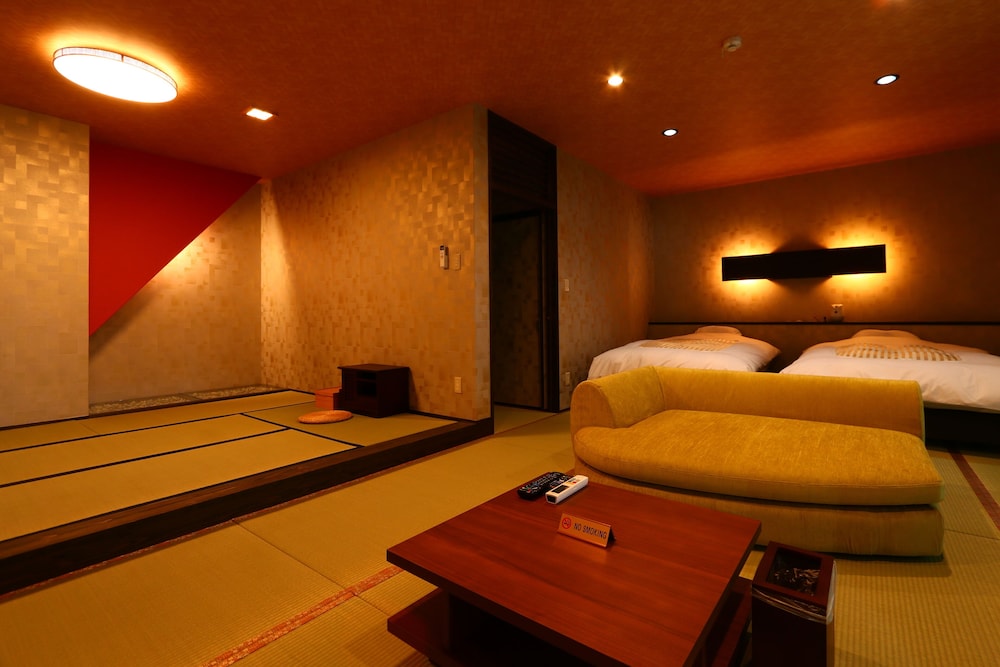Hirayama Onsen Ueda-ya 17/32
