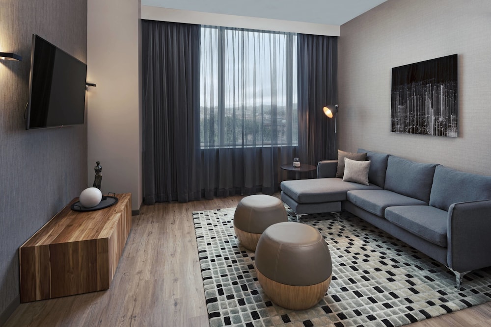 AC Hotel San Jose Escazu 32/55