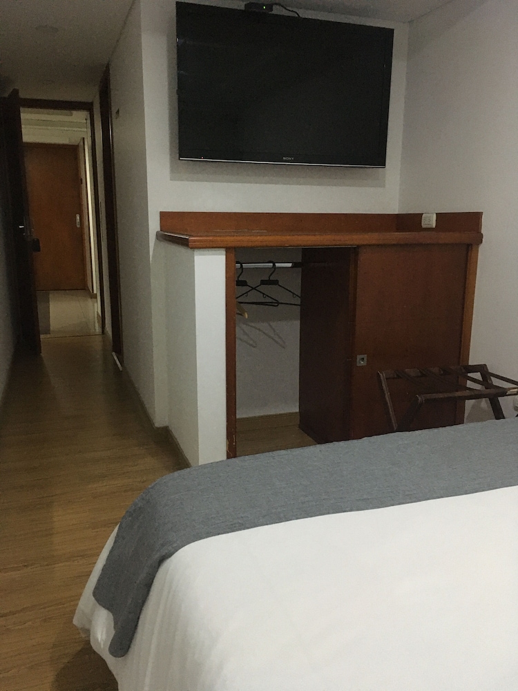 Ayenda 1043 Apartahotel Kafir 44/59