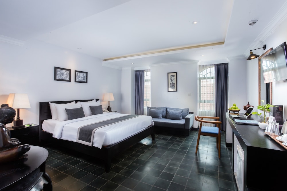 THE GRAND CYCLO BOUTIQUE SUITE SPA 15/34