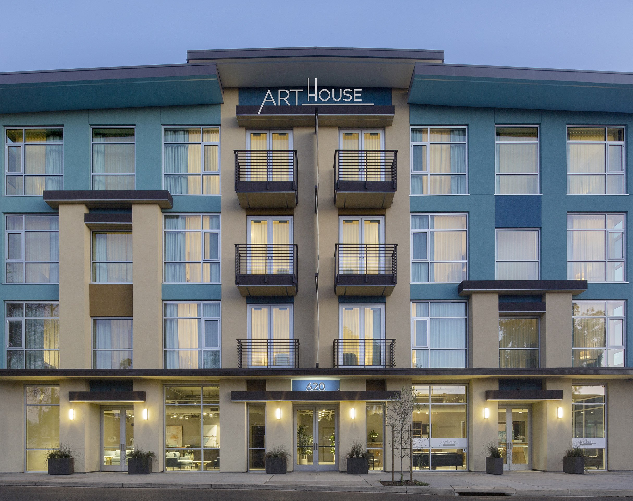 Art House 1/9
