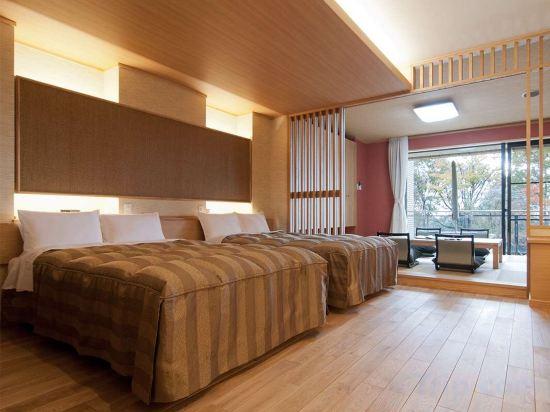 Japanese Western, Japanese, Modern, Forest View, Bathtub، Izu Kogen Hotel Five Stars 2/2