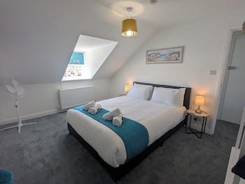 Room, Triple, Attic