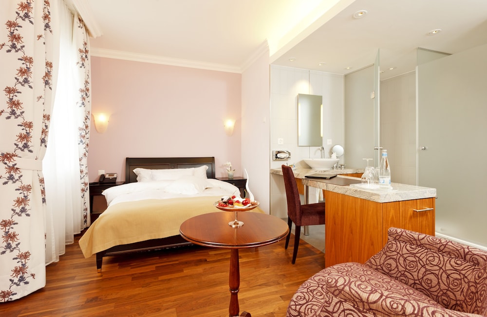 Hotel Eden Spiez Swiss Quality 13/68