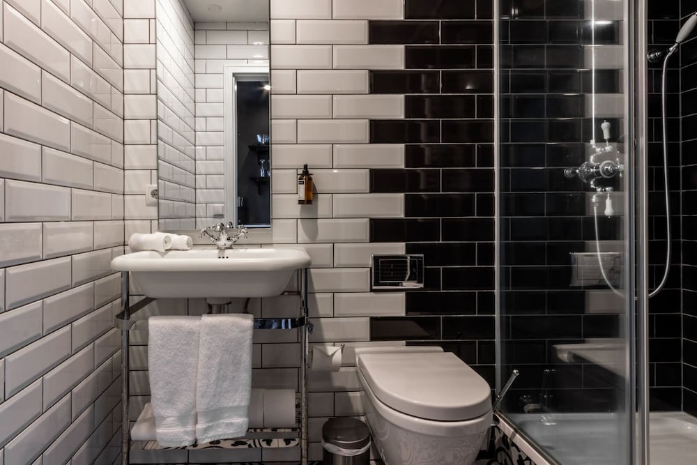 Vintage Apartment Hotel 47/50