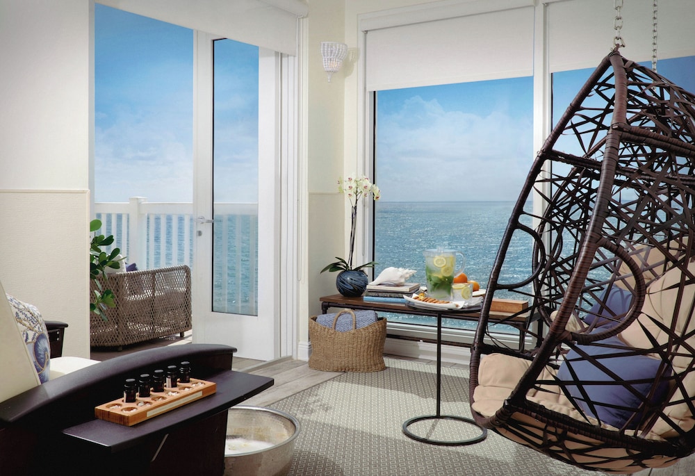Pelican Grand Beach Resort A Noble House Resort 34/75