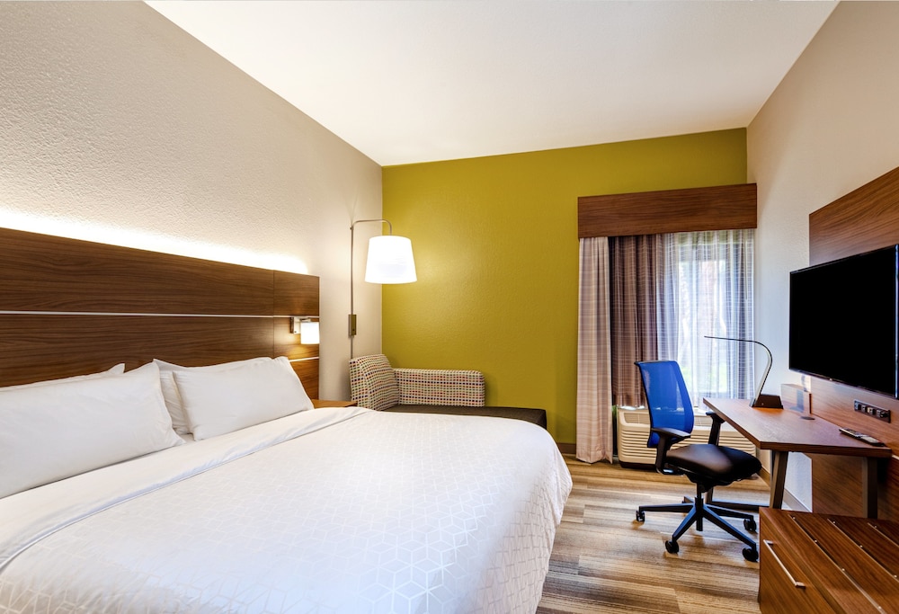 Holiday Inn Express Tampa-Brandon 14/52