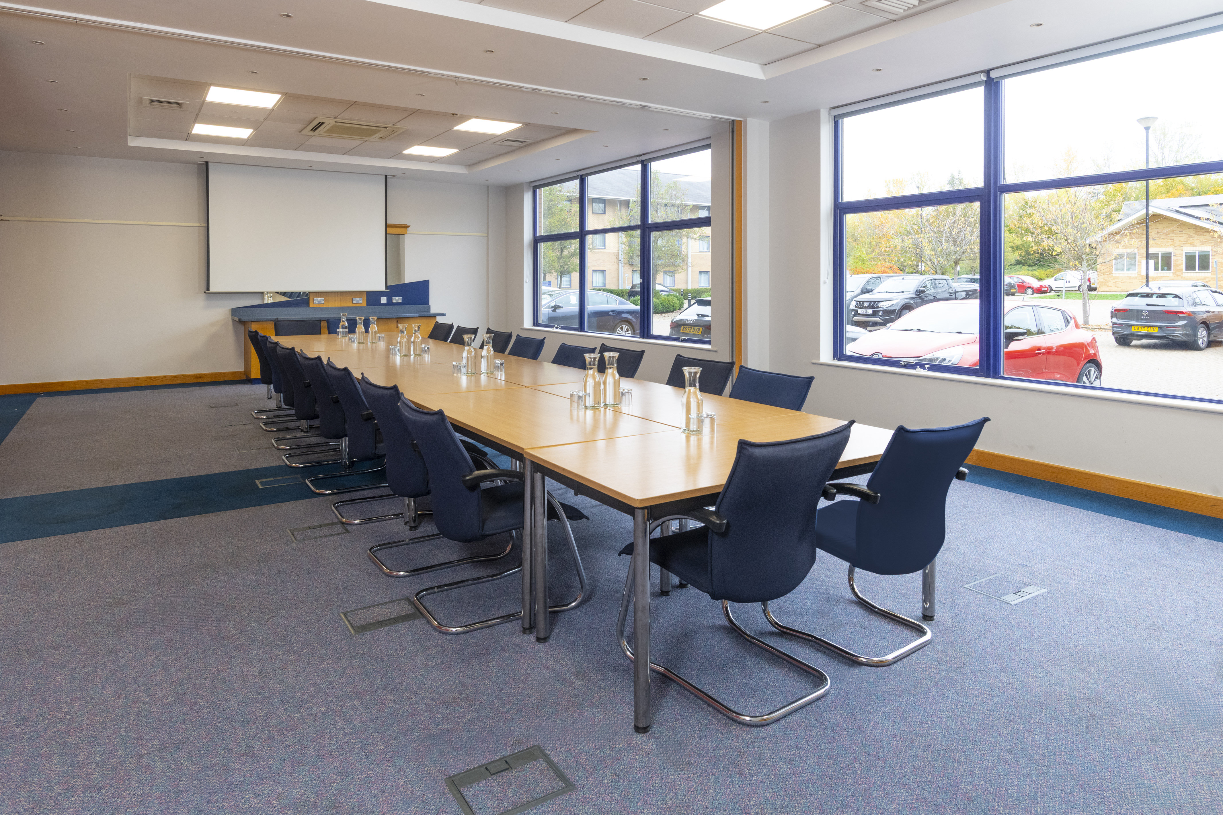 Holiday Inn Express Milton Keynes 30/46