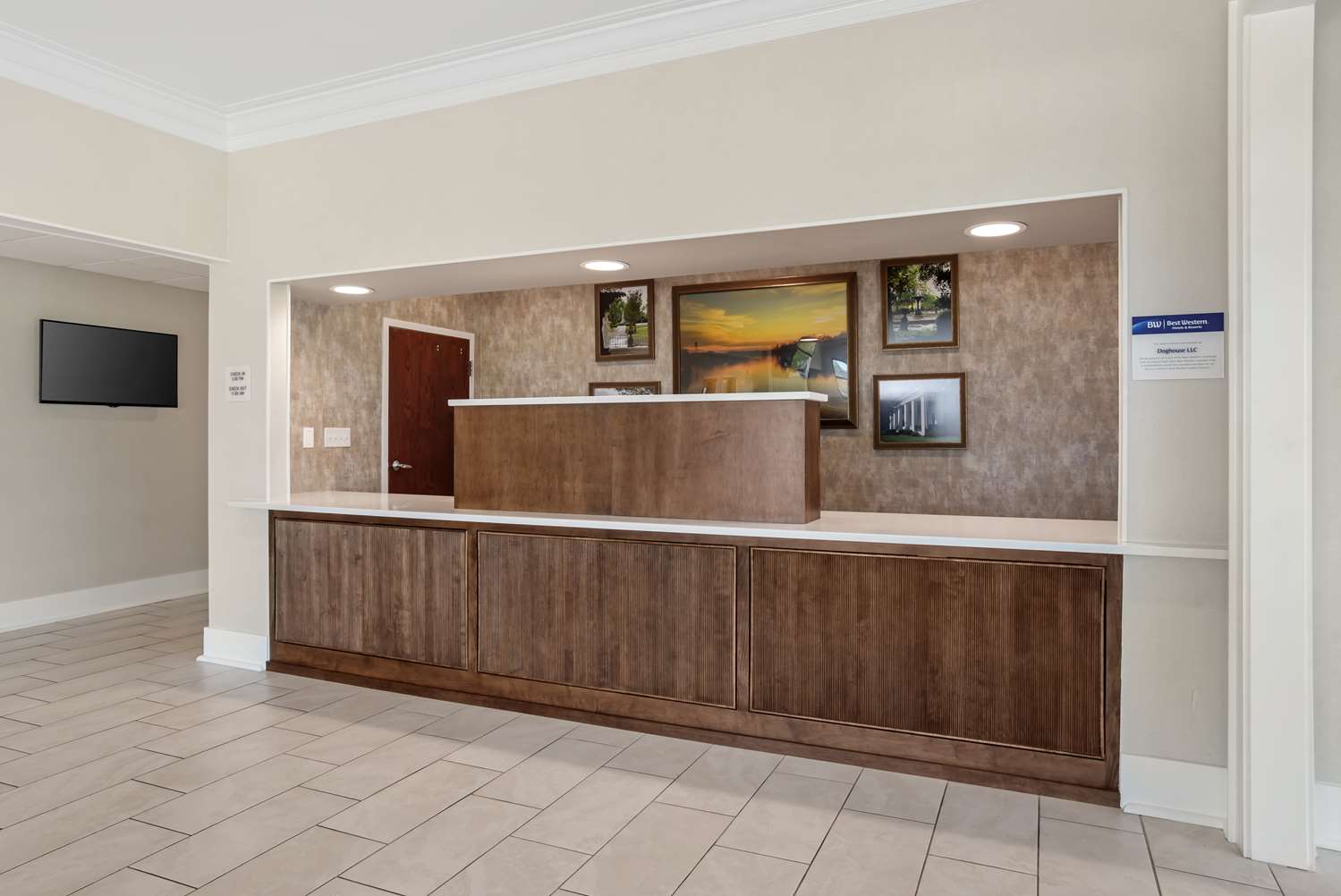 Best Western Plus Two Rivers Hotel & Suites 9/35
