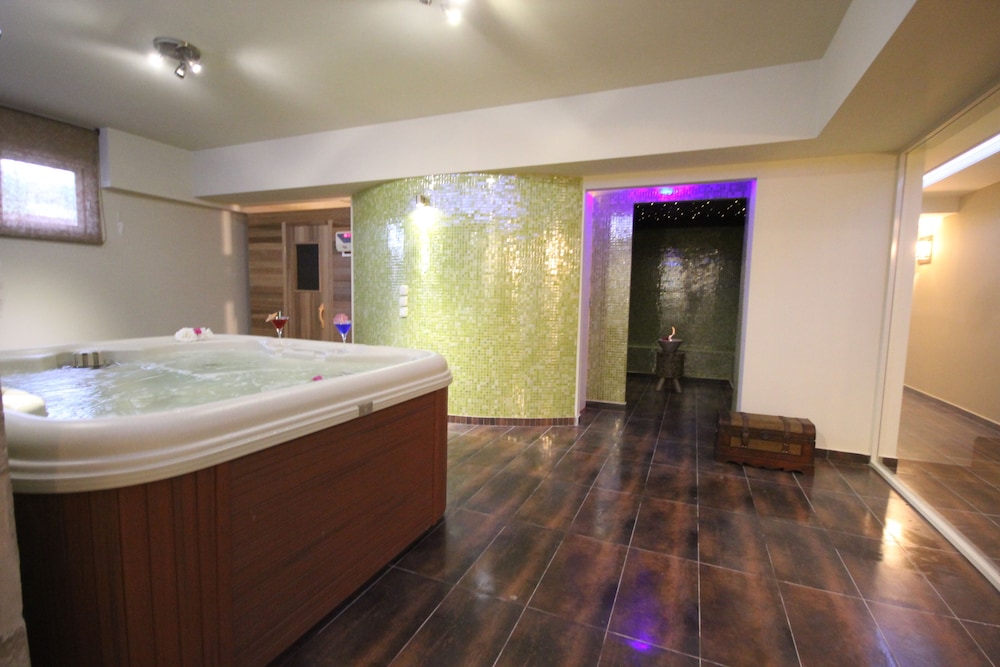 The Magnolia Resort - Adults Only 17/58