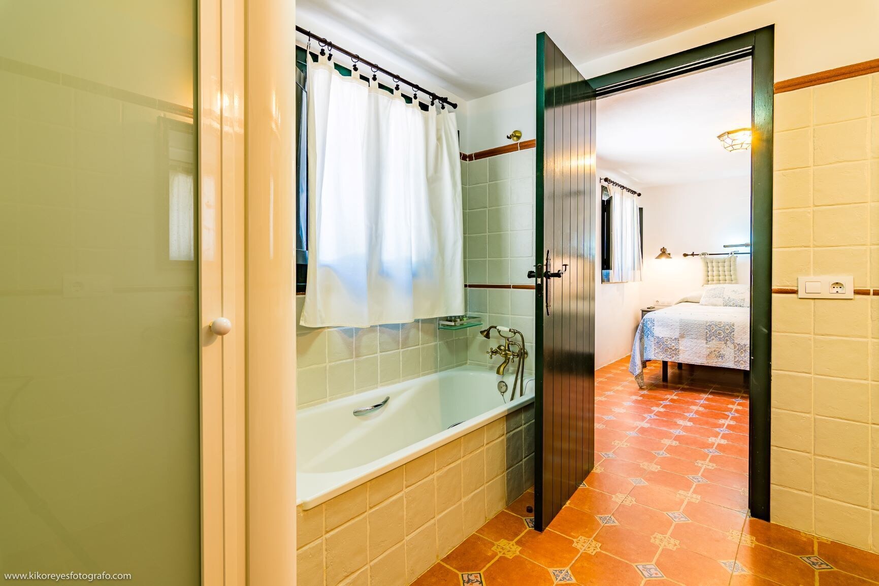 CLASSIC, SUITE, TERRACE