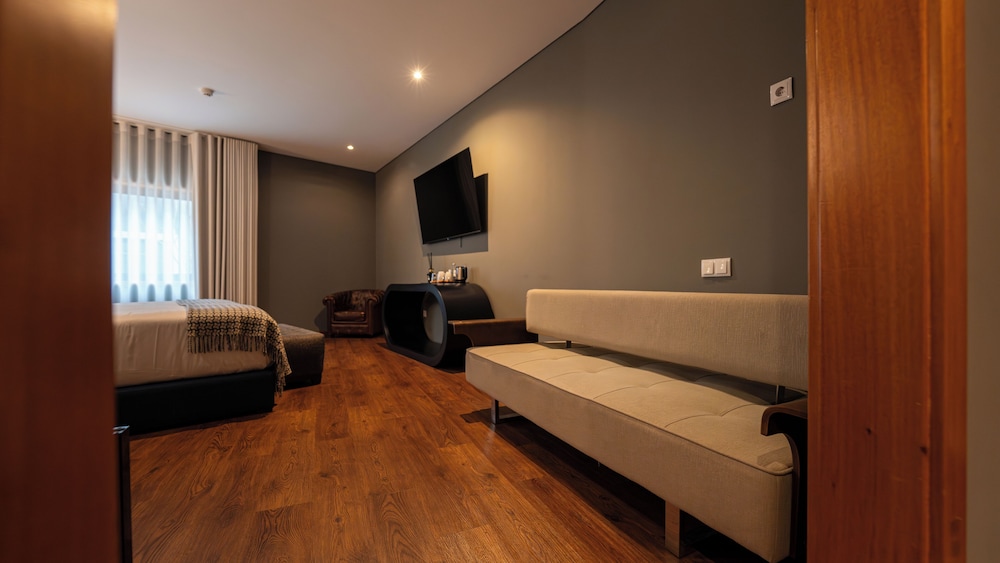 Santo Thyrso Hotel 38/45
