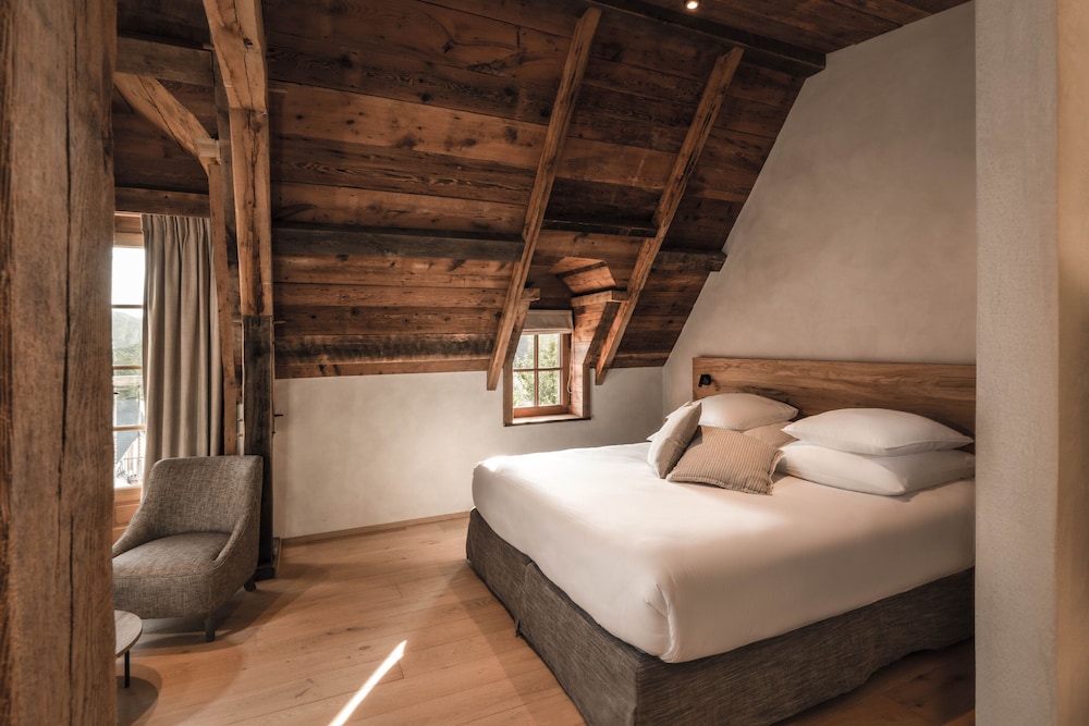 Auberge De La Source 13/69