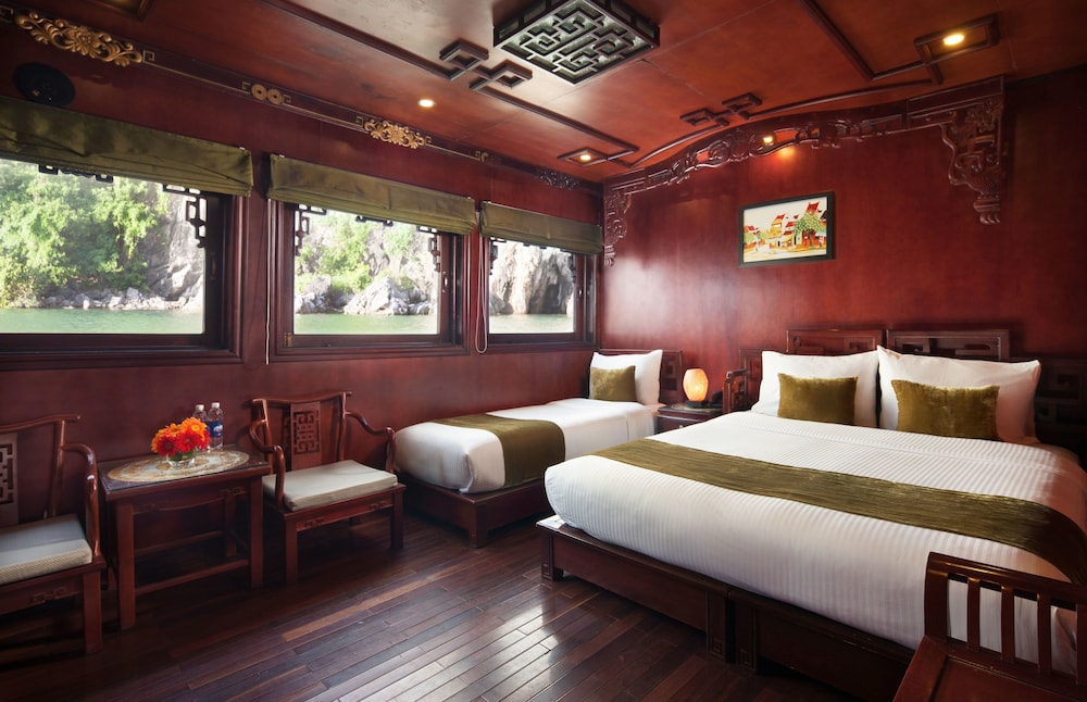 Halong Royal Palace Cruise 6/62