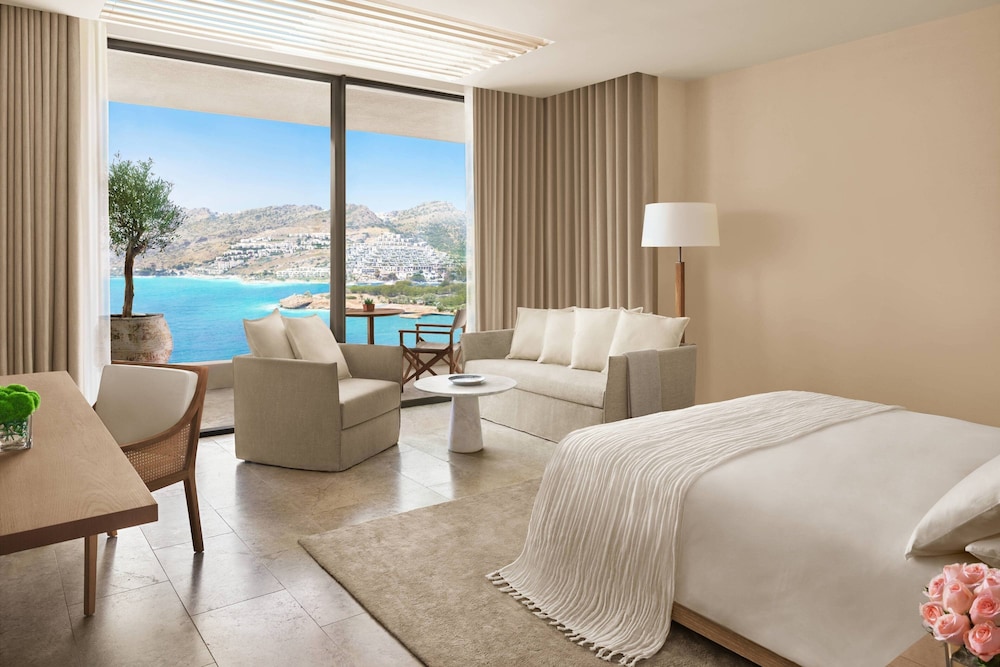 PREMIER, KING BED, SEA VIEW