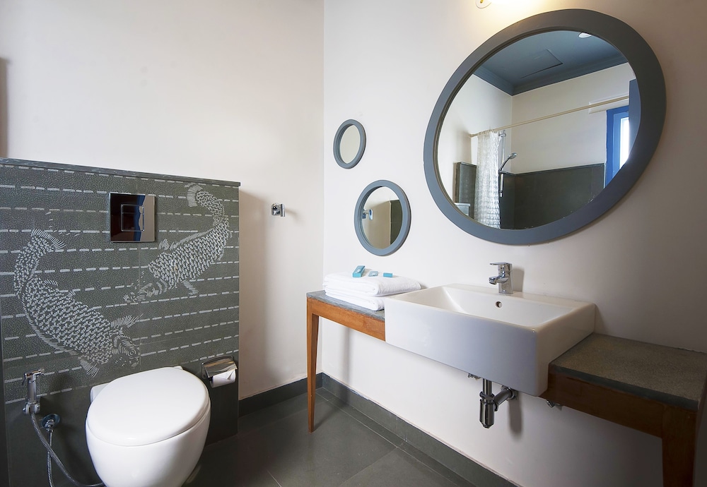 Bloom Boutique - Signature Towers 36/55