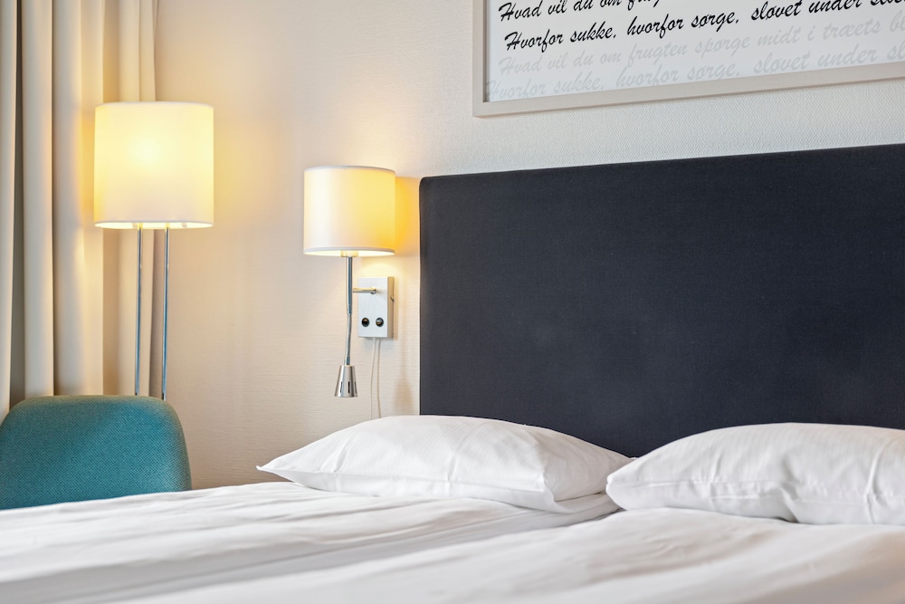 Home Hotel Grimstad 33/61