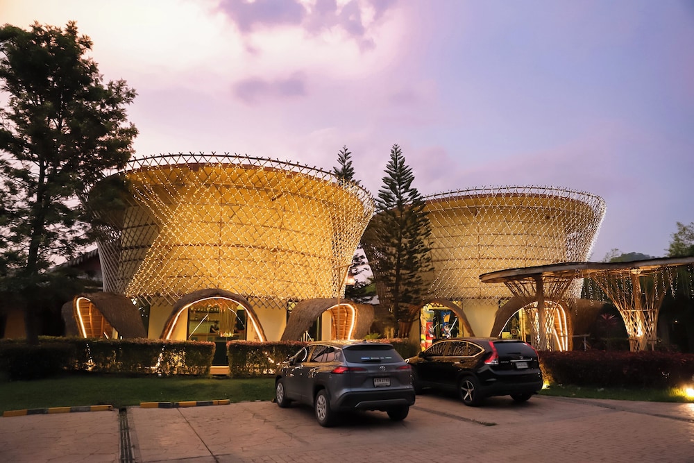 Isaan Isan Resort Khaoyai 67/74