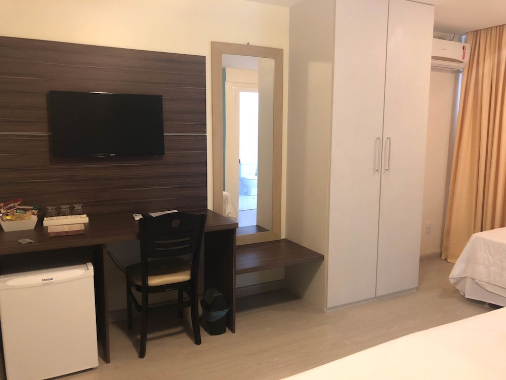 Athos Hotel 39/49