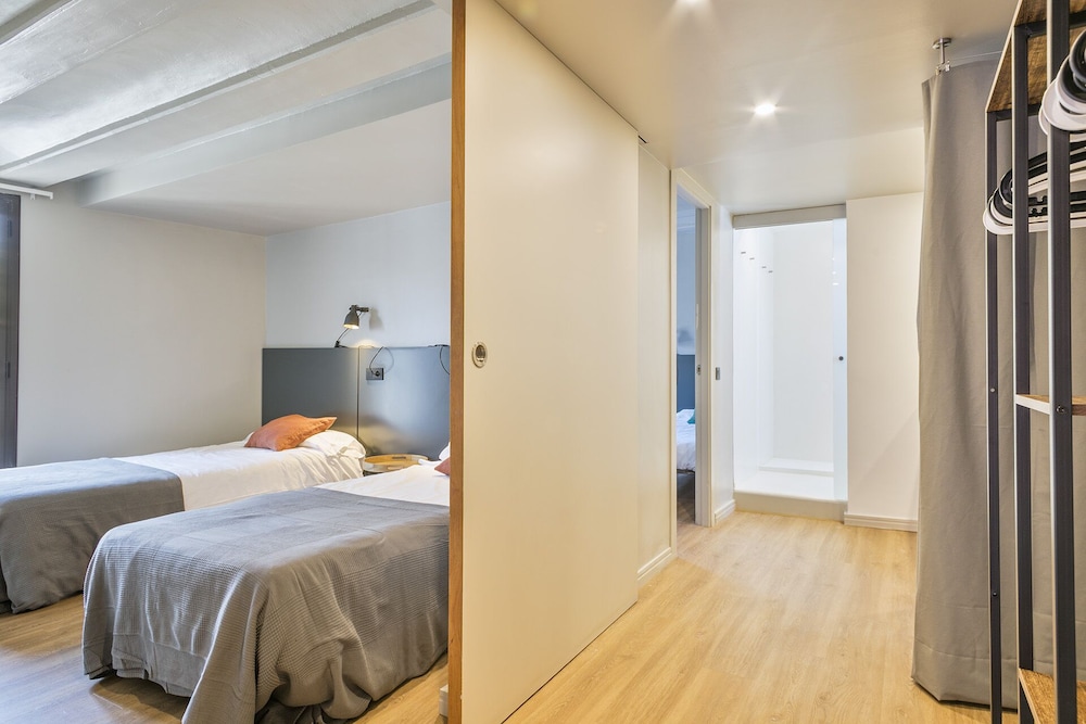 PR3 Apartments 13/50