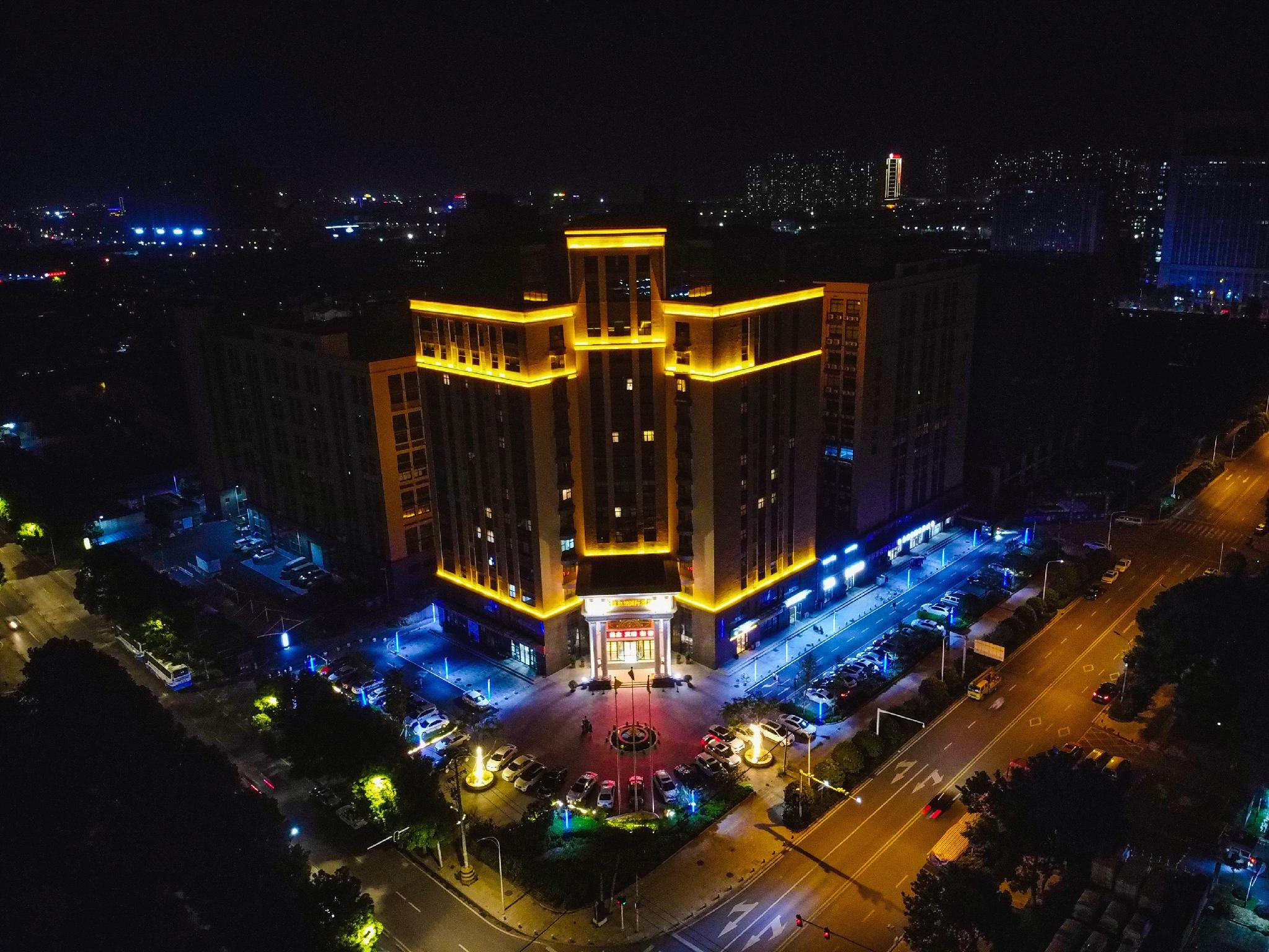 Vienna International Hotel (Wuhan Wujia Mountain Qixiong Road) 1/30