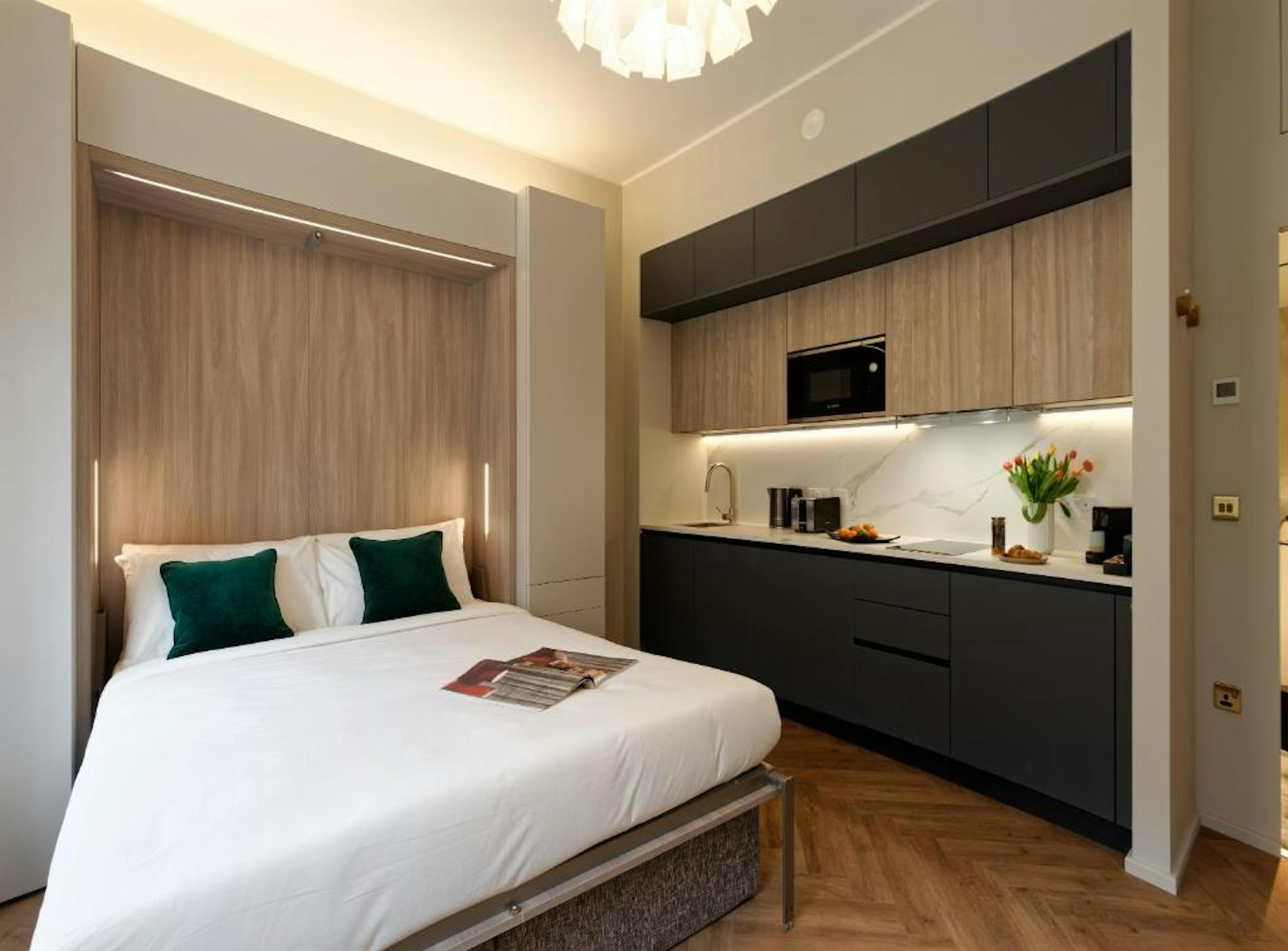 South Kensington Studios by D'Montrio 10/34