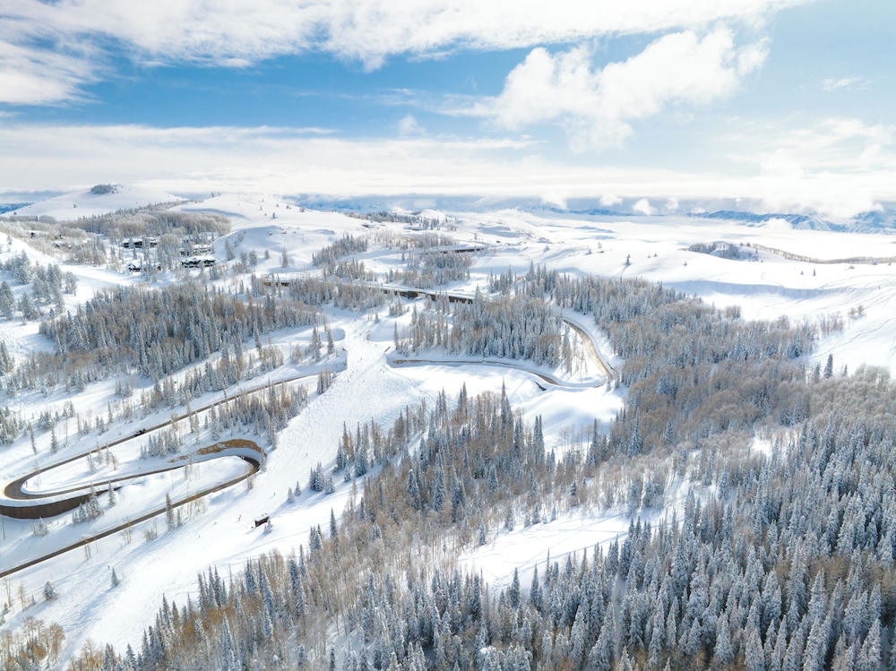 Montage Deer Valley 57/59