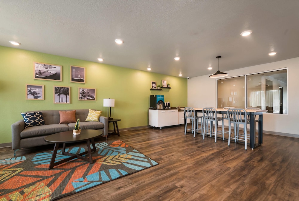 WoodSpring Suites Cocoa Beach - Rockledge 33/37