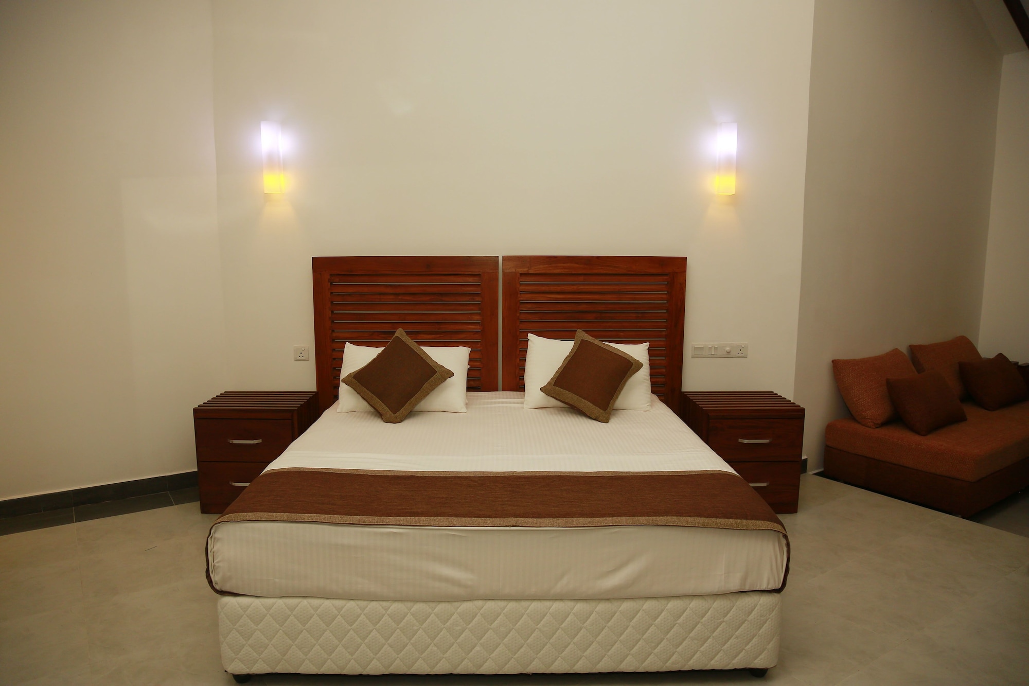 1 BEDROOM, LUXURY