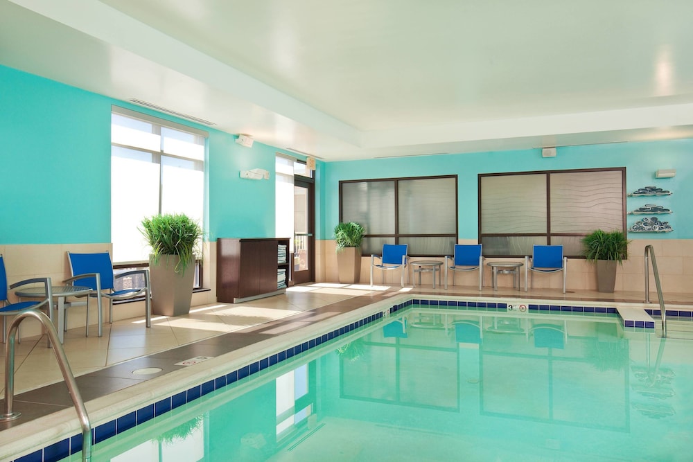 SPRINGHILL SUITES BY MARRIOTT CHESAPEAKE GREENBRIER 9/39