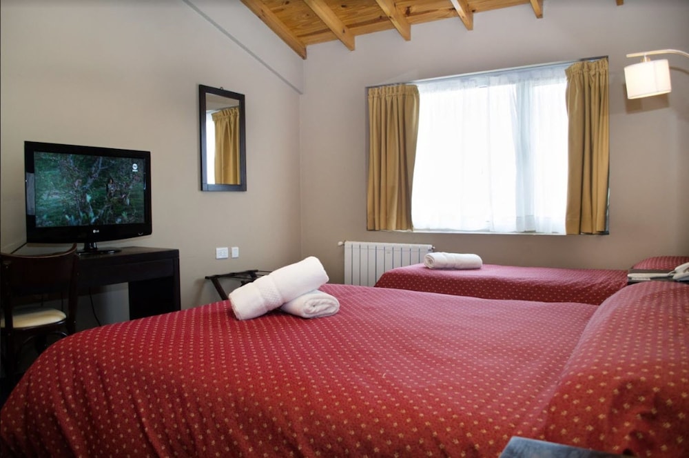 ROOM, TRIPLE, 3 BEDS