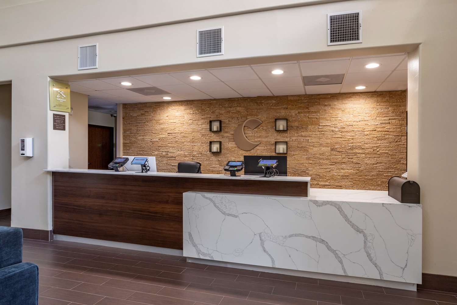 Comfort Suites Houston near Medical Center- NRG Stadium 7/35