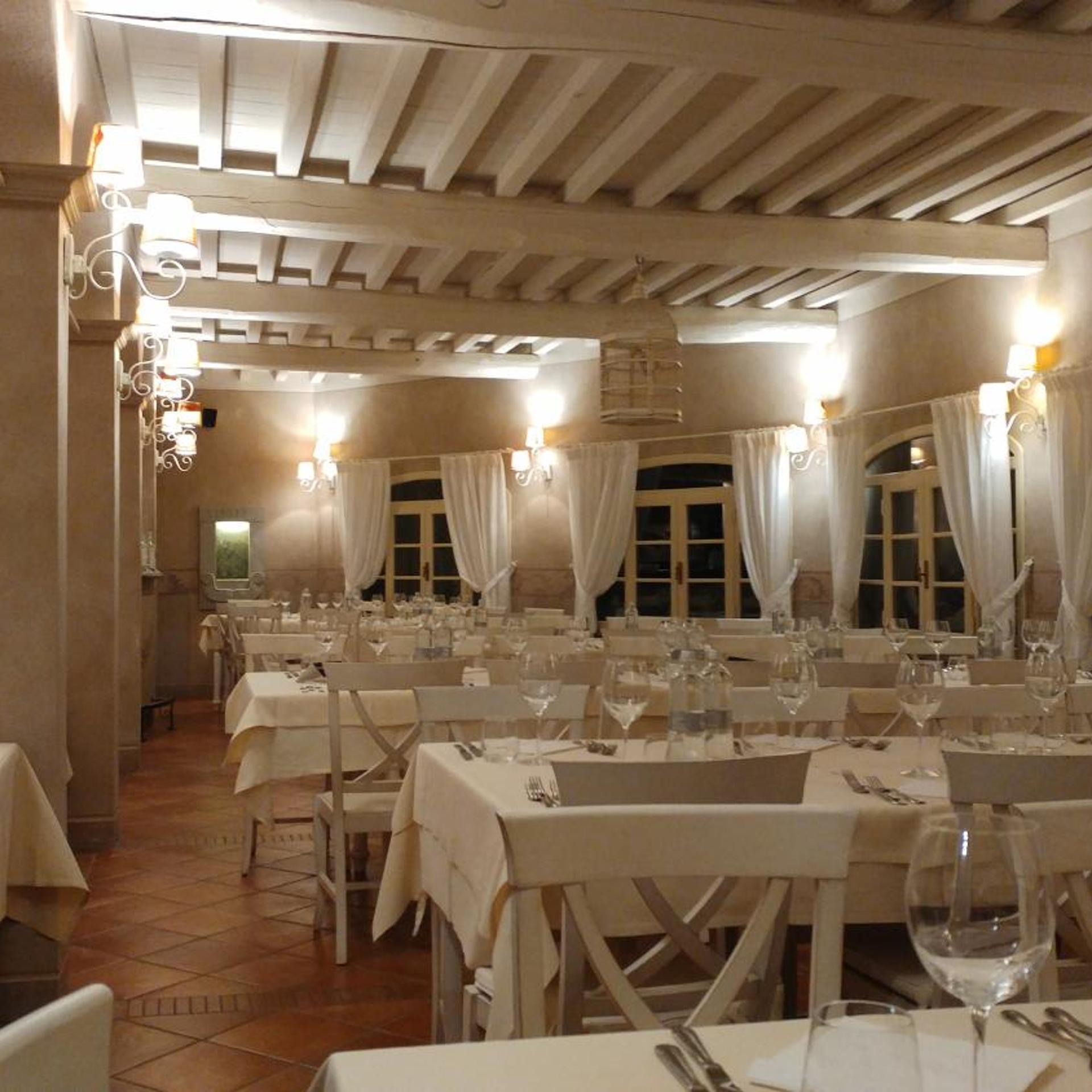 Relais I Piastroni 53/70