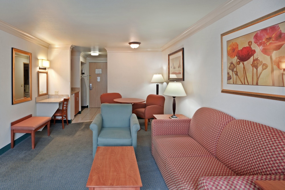 Best Western Plus Burlington - Skagit Valley Inn 40/55