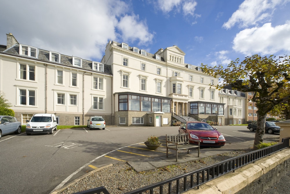 Great Western Hotel 38/48