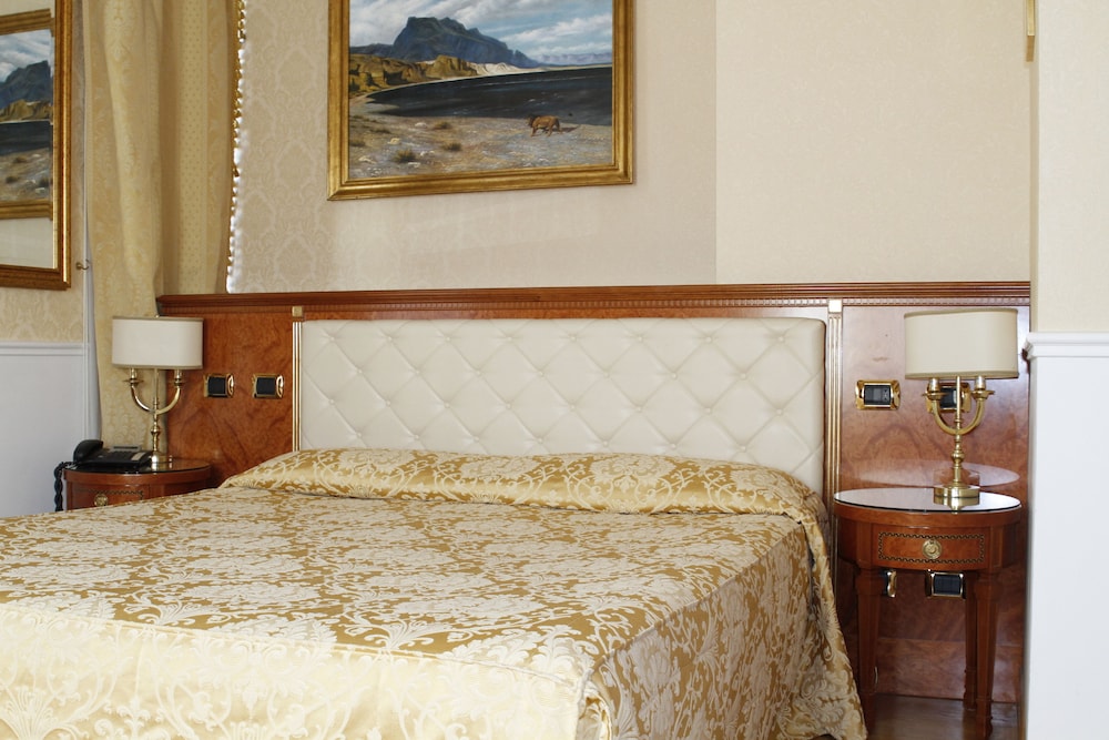 Hotel Villa Pinciana 16/52